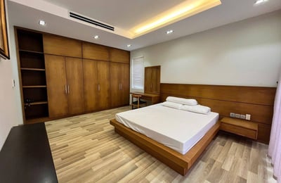 Miete einer neuen Villa mit 4 Schlafzimmern im Stadtteil Nam Viet A, Da Nang, Vietnam